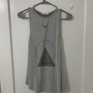Gray tank top
